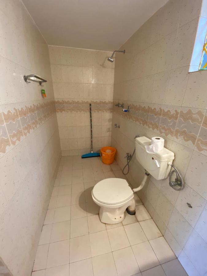 El Barrio Hostel Анжуна Екстер'єр фото